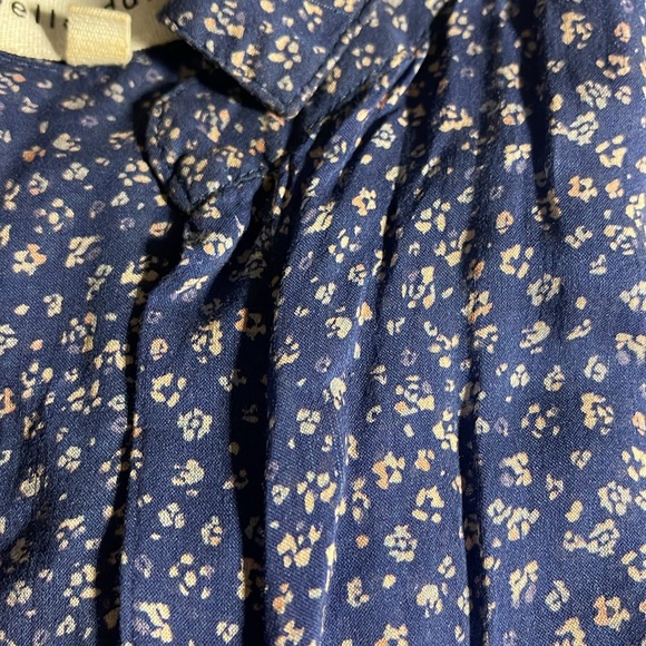 Beautiful, Super soft: Bella Dahl, floral blouse. - Picture 3 of 7